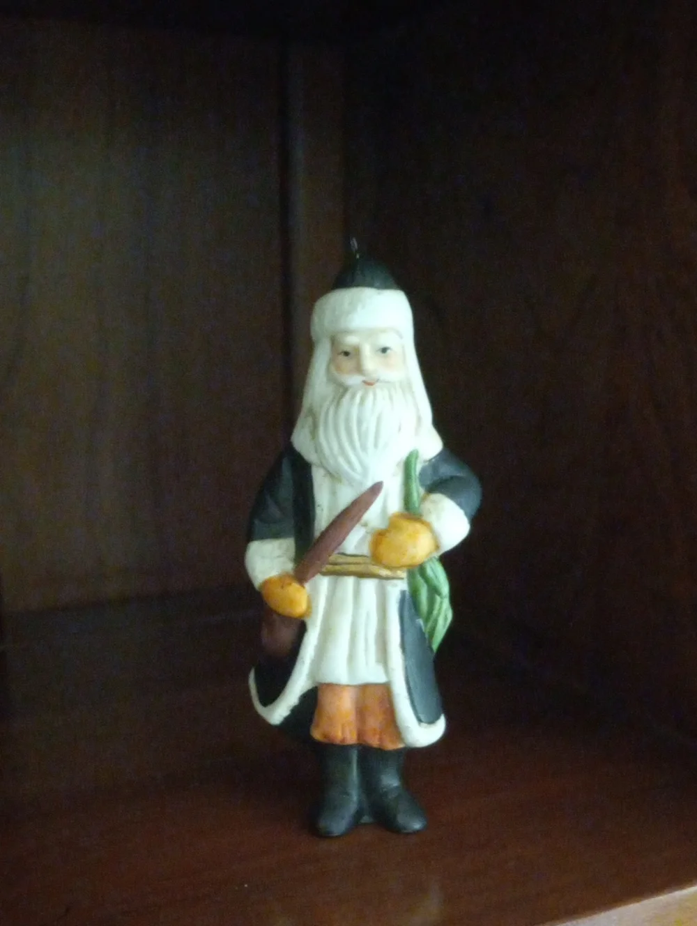 Vintage Old World Santa Claus Porcelain Ornament Figurine